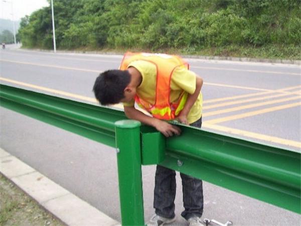 包頭高速公路護欄板